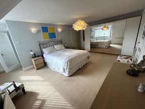 Photo 22- click for photo gallery